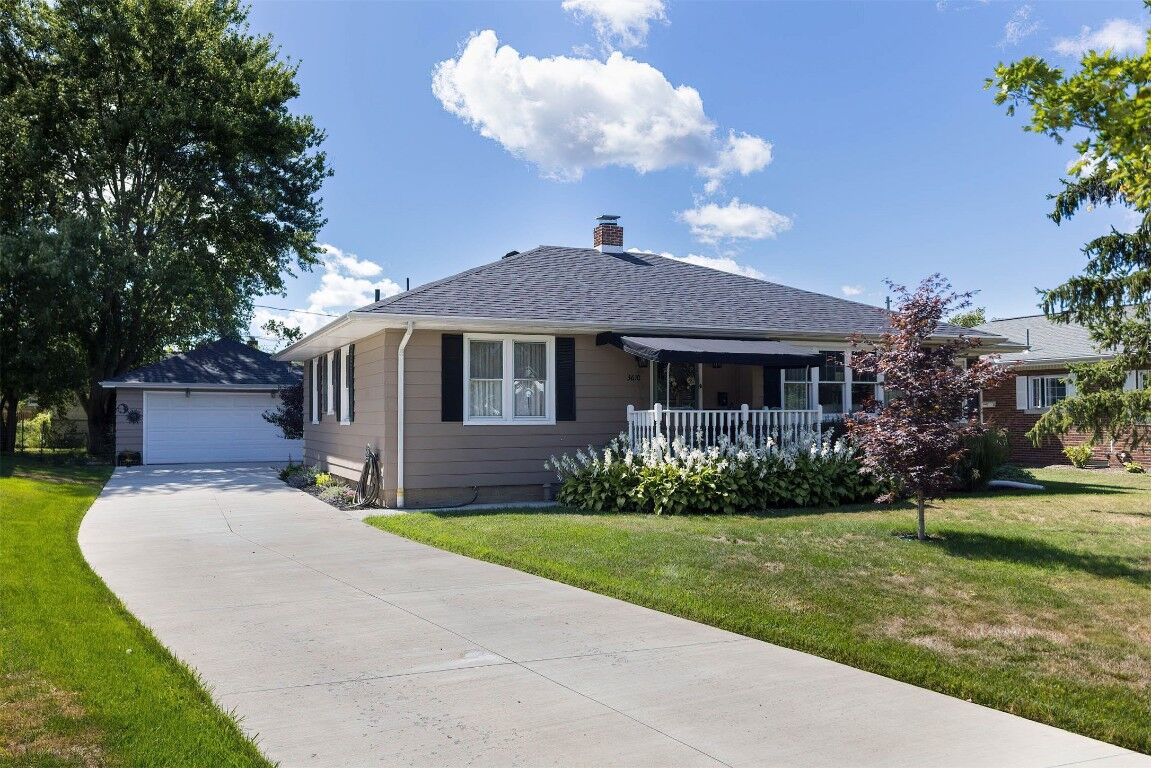 Property Photo: 3610 Greengarden Boulevard PA 16508