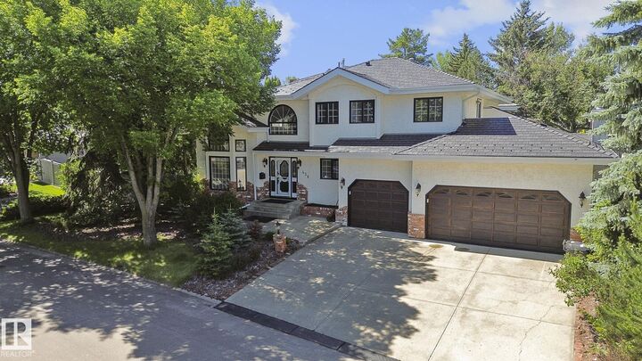 436 Olsen Close NW  Edmonton AB T6R 1L1 photo