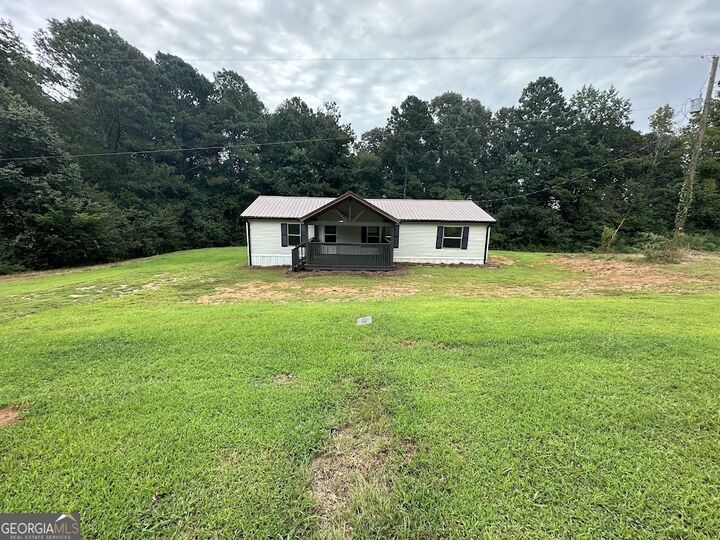 Property Photo:  1091 County Road 663  AL 36273 