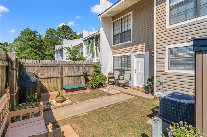 Property Photo:  623 Woodyard Drive 2  LA 71457 