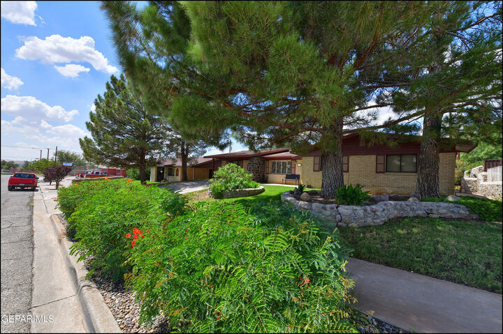 Property Photo:  513 Castile Avenue  TX 79912 