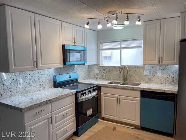 Property Photo: 60 Wilderness Way NV 89048