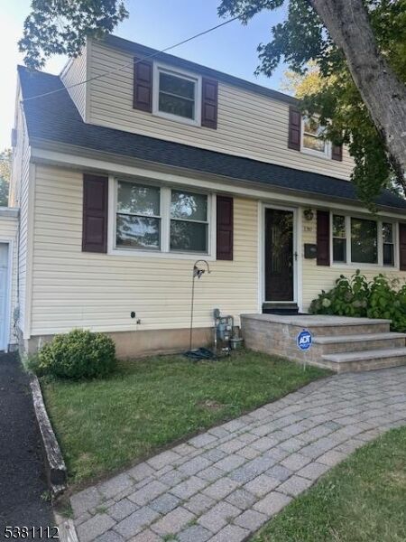 Property Photo: 1707 Mountain Ave NJ 07076