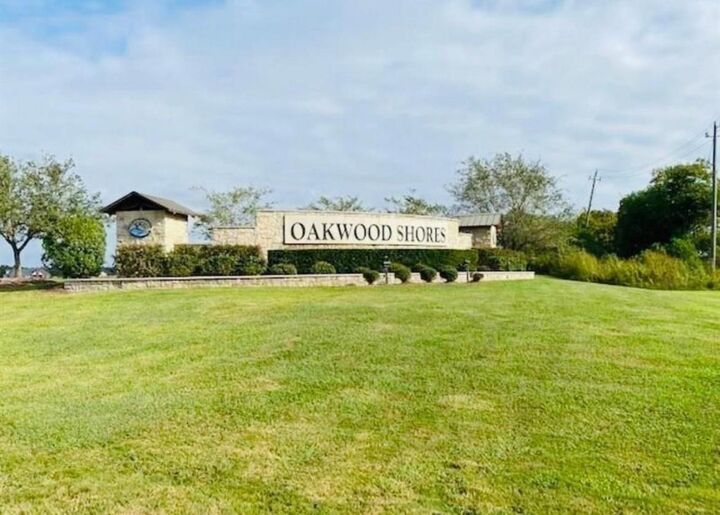 Property Photo: 33211 Blue Marlin Drive TX 77515