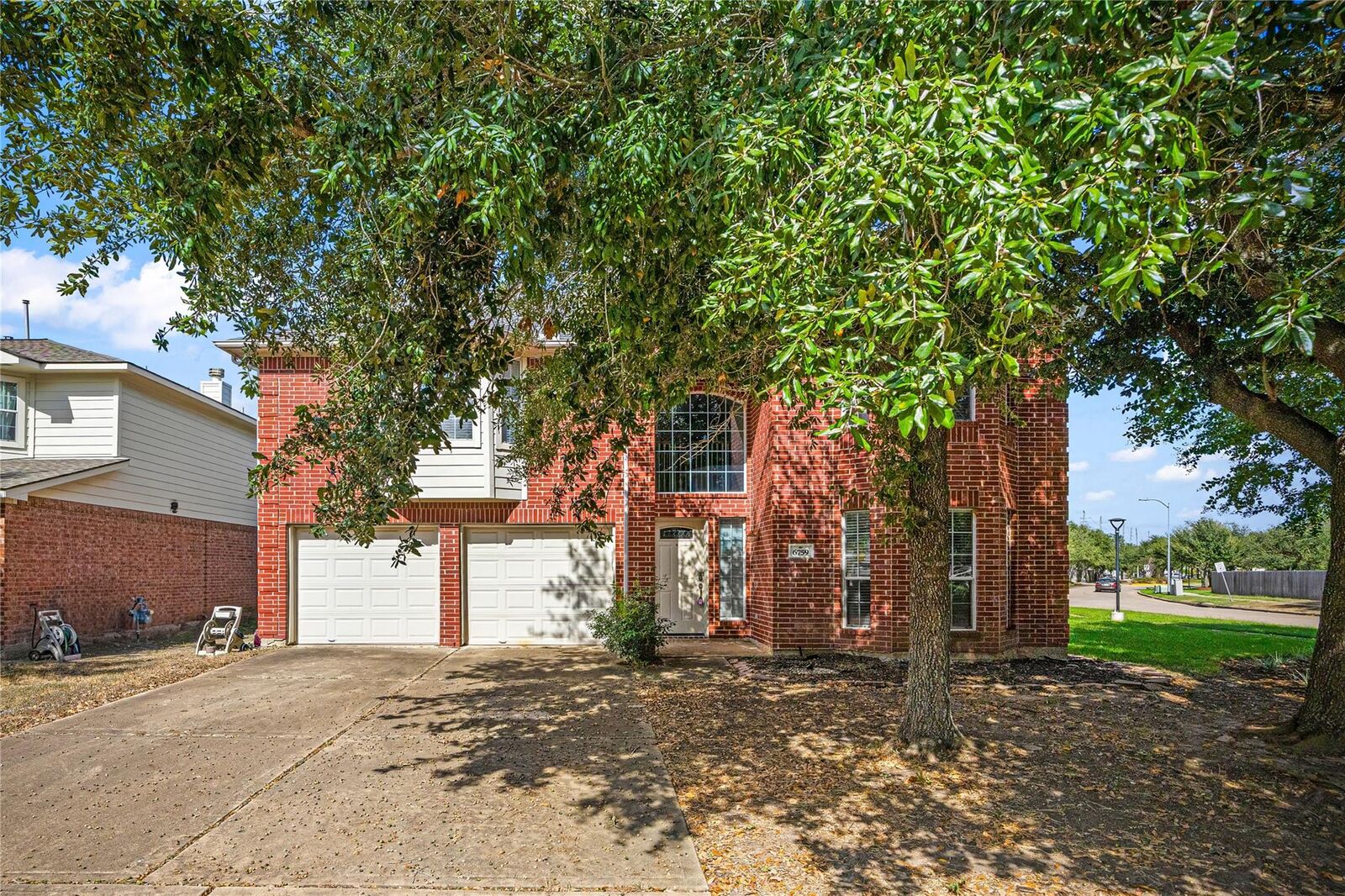 Property Photo: 6759 Barker Bend Lane TX 77449