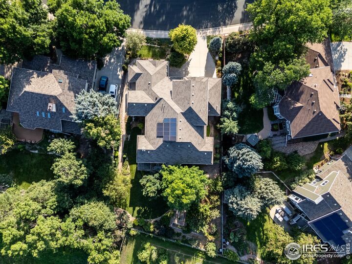 Property Photo: 4918 Hinsdale Dr CO 80526