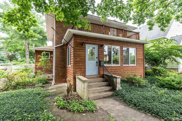 Property Photo: 1113 E Wylie Street IN 47401