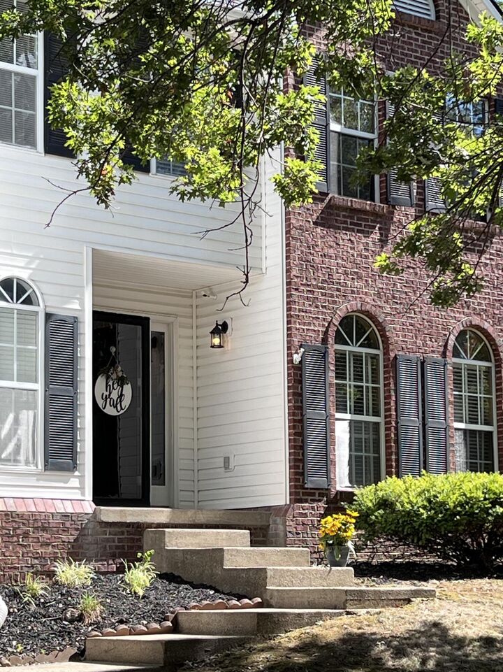 Property Photo:  1217 Wyndham Forest Circle  KY 40514 