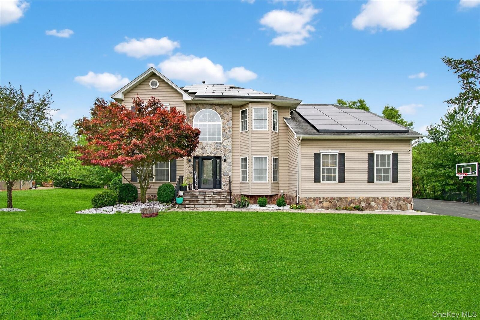 Property Photo: 2028 Independence Drive NY 12553