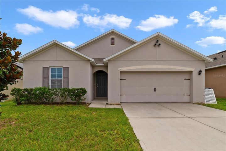 252 Willow Bend Drive  Davenport FL 33897 photo