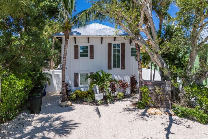 Property Photo: 344 Canal Road FL 34242