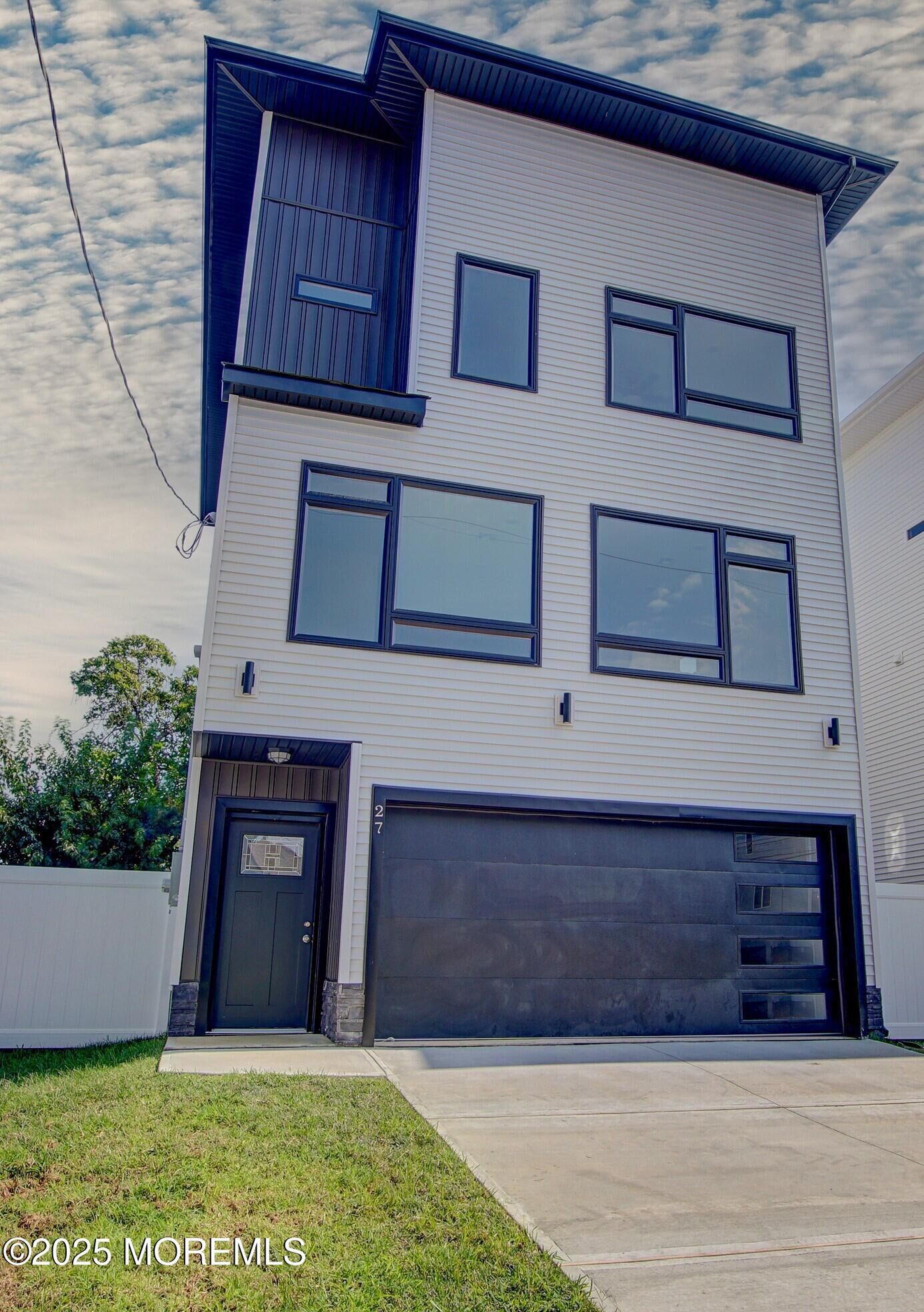 Property Photo:  27 Woodland Avenue  NJ 07734 