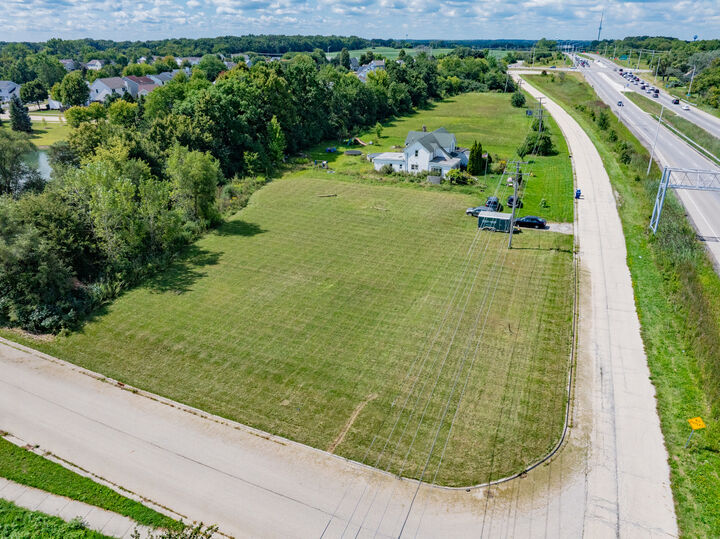 Property Photo: 4437-4495 W Kennedy Drive IL 60031