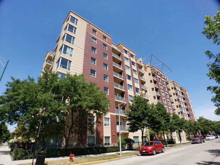 100 N Hermitage Avenue 916  Chicago IL 60612 photo