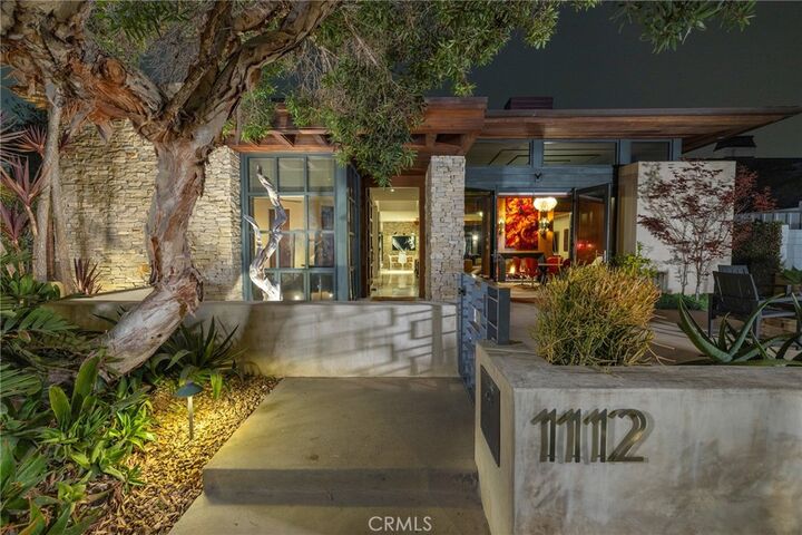 Property Photo: 1112 Park Street CA 92648