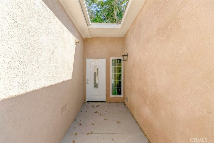 Property Photo: 12716 Hart Street CA 91605