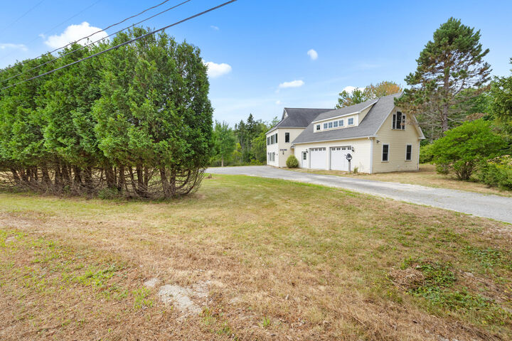 Property Photo:  563 Newbury Neck Road  ME 04684 