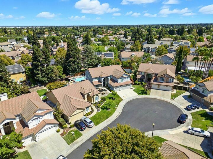 Property Photo: 3431 Sierra Meadow Court CA 95758