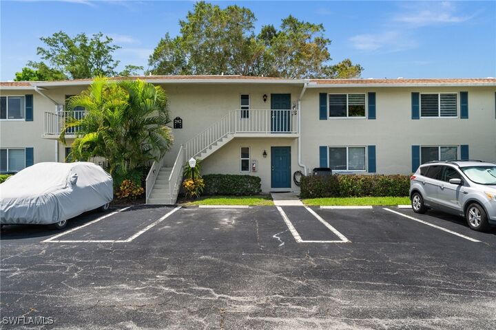 Property Photo: 292 Winners Circle 2776 FL 34112