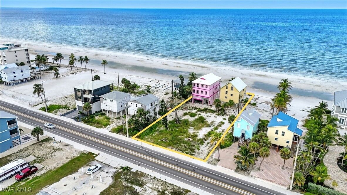 Property Photo:  5256 Estero Boulevard  FL 33931 