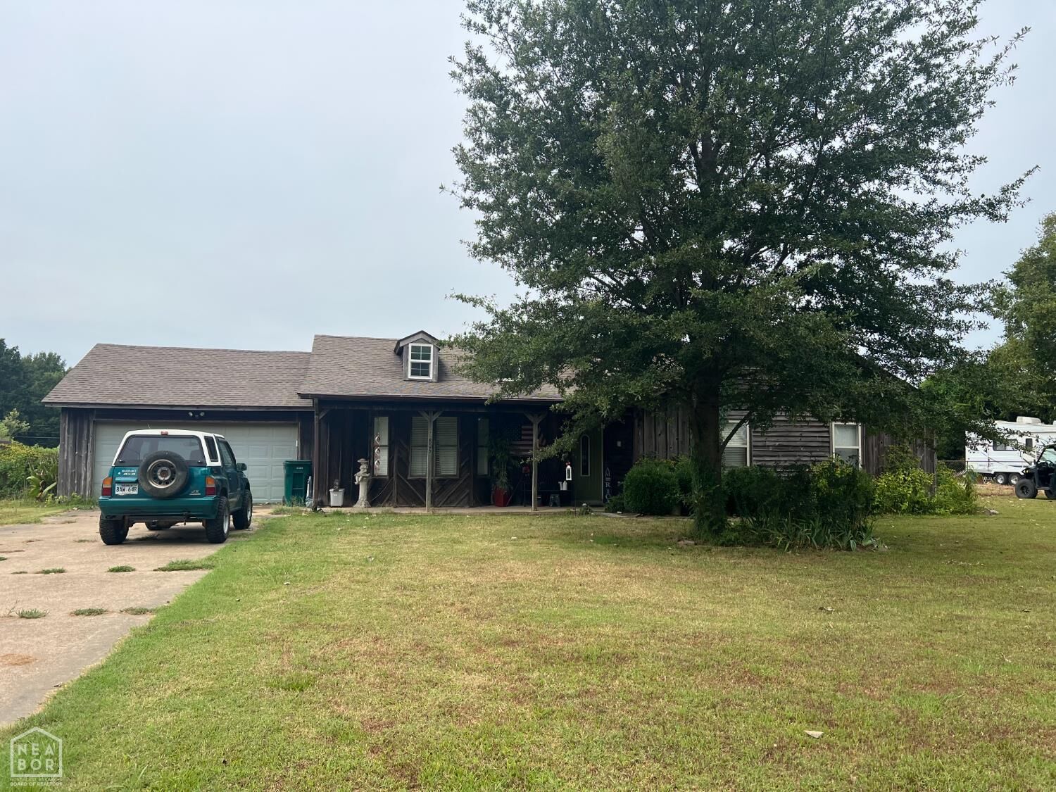 Property Photo: 805 N Davis Street AR 72442