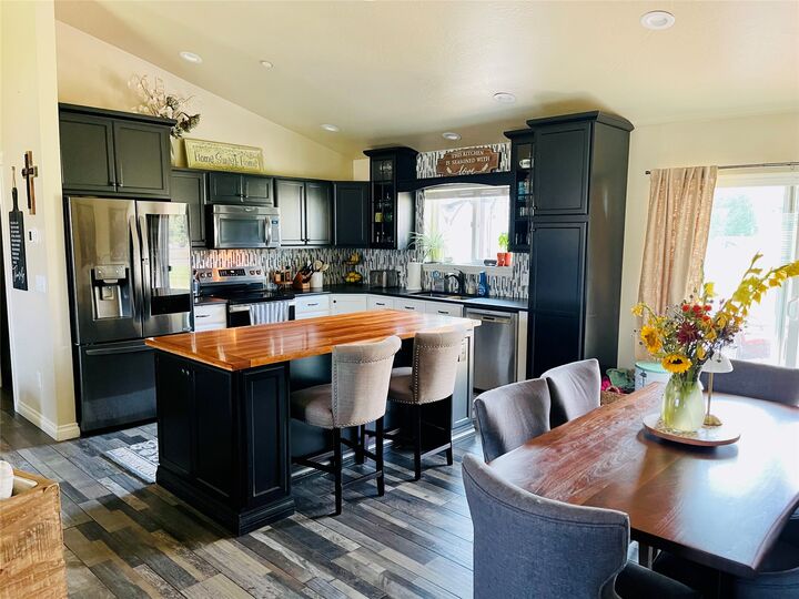 Property Photo: 20989 Holloron Lane MT 59834