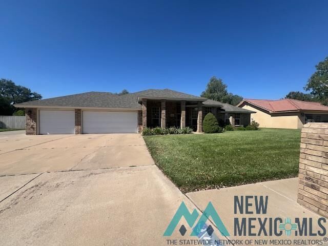 Property Photo:  2304 Fairway Terrace  NM 88101 