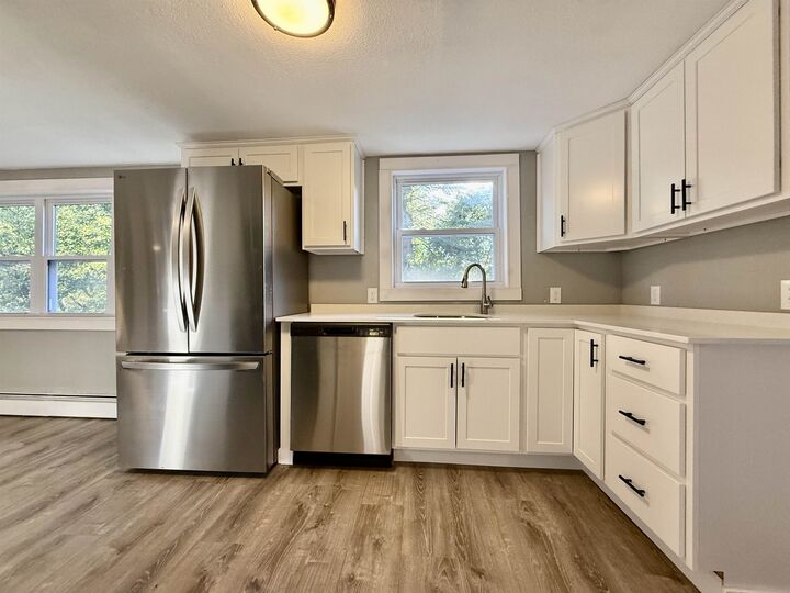 Property Photo: 29 Fordway Street NH 03038
