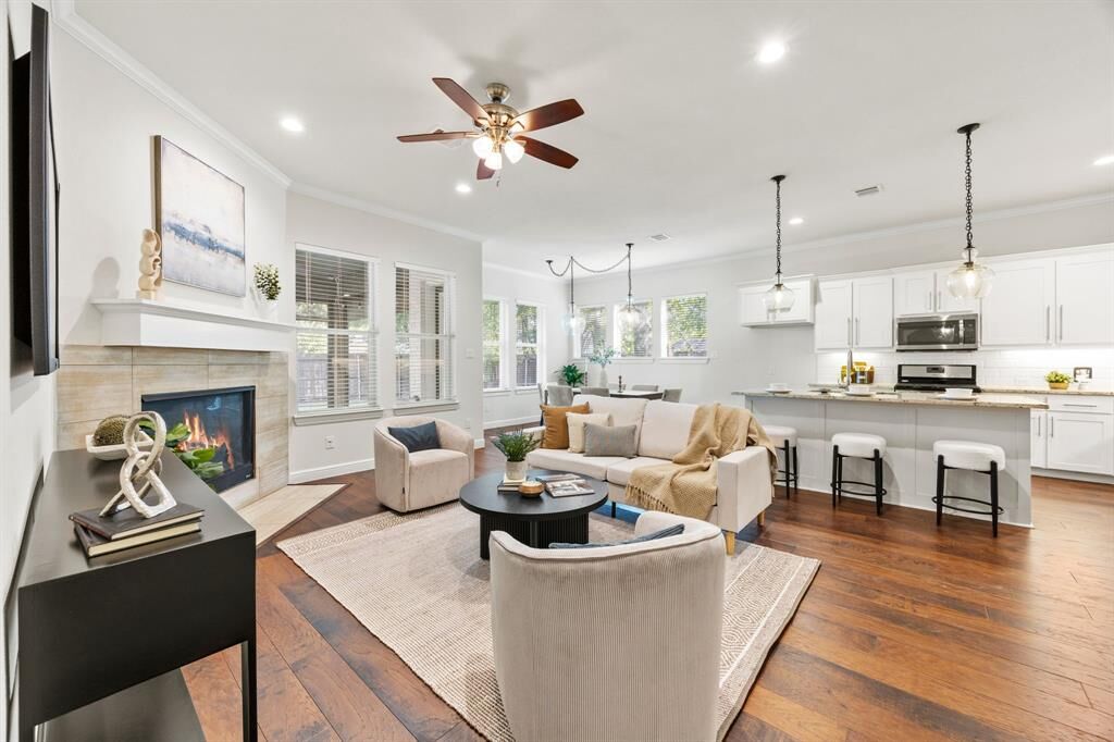 Property Photo: 5630 Birchman Avenue TX 76107