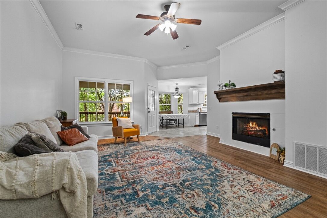 Property Photo: 2602 Seminole Street AR 72712