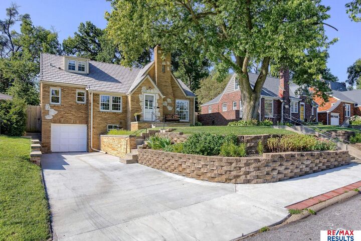 Property Photo:  5041 Seward Street  NE 68104 