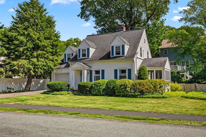 Property Photo:  27 Concord St  MA 02494 