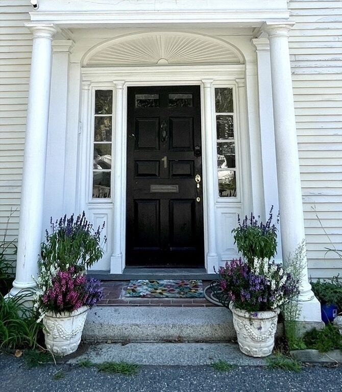 Property Photo:  1 Green St. 2  MA 01945 