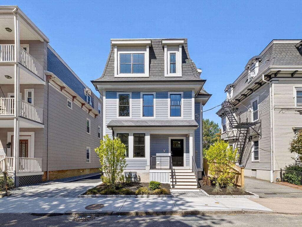 Property Photo:  36 Springfield St 3  MA 02143 