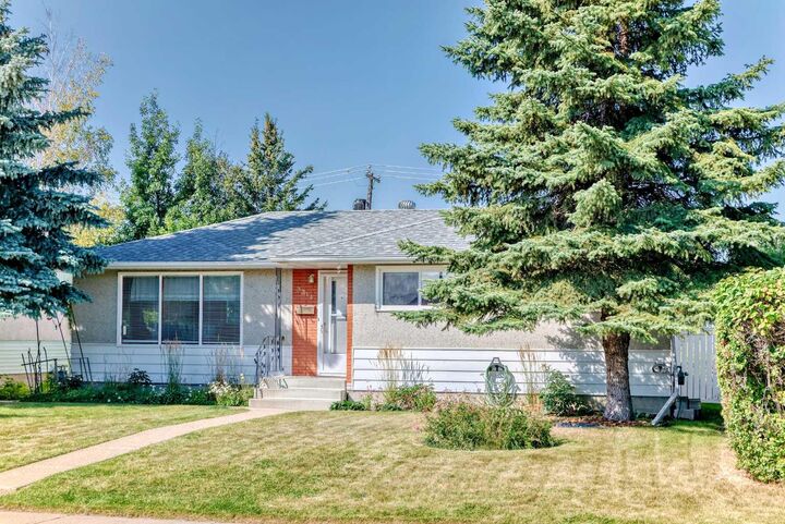 3314 44A Avenue  Red Deer AB T4N 3J8 photo