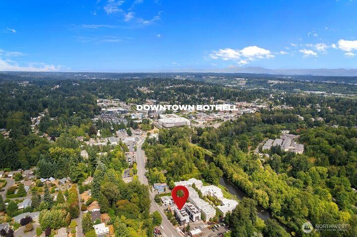 Property Photo: 17338 Bothell Way NE WA 98011