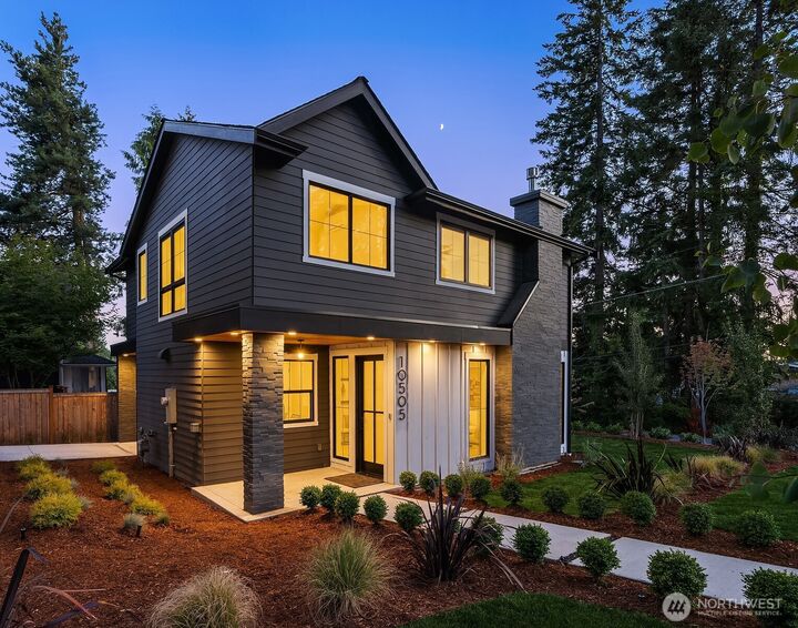 10505 NE 112th Street  Kirkland WA 98033 photo