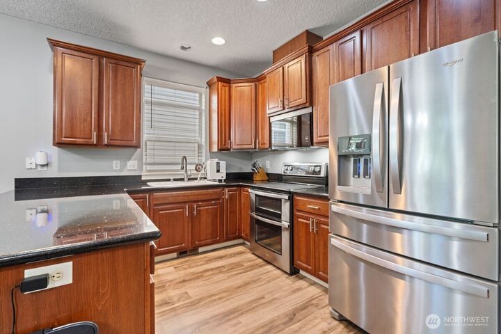 Property Photo: 5320 NE 54th Street WA 98661