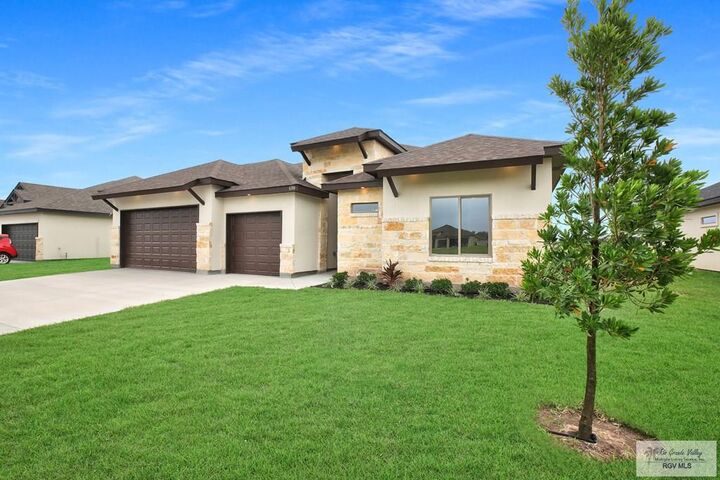 Property Photo:  6306 Willow Wood Ln 4  TX 78552 