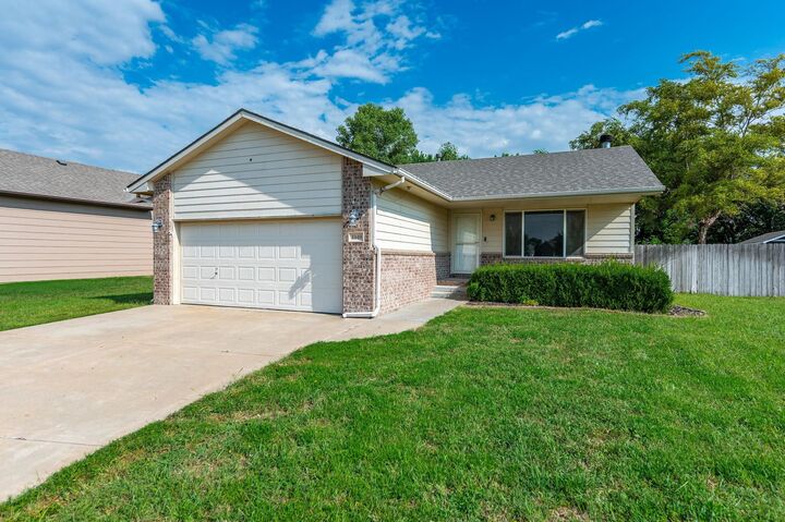 Photo de la propriété:  1049 E Splitwood Way Ct  KS 67037 