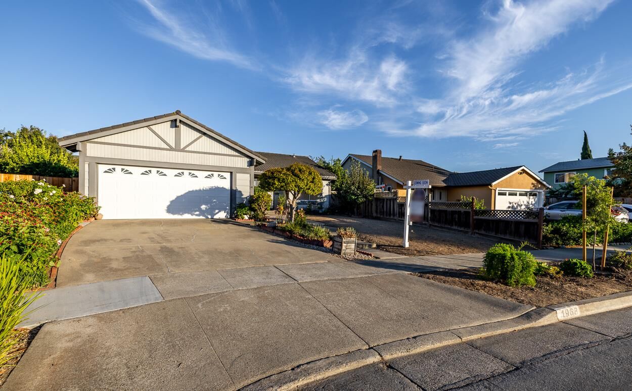Property Photo:  1968 Nutmeg Court  CA 95131 
