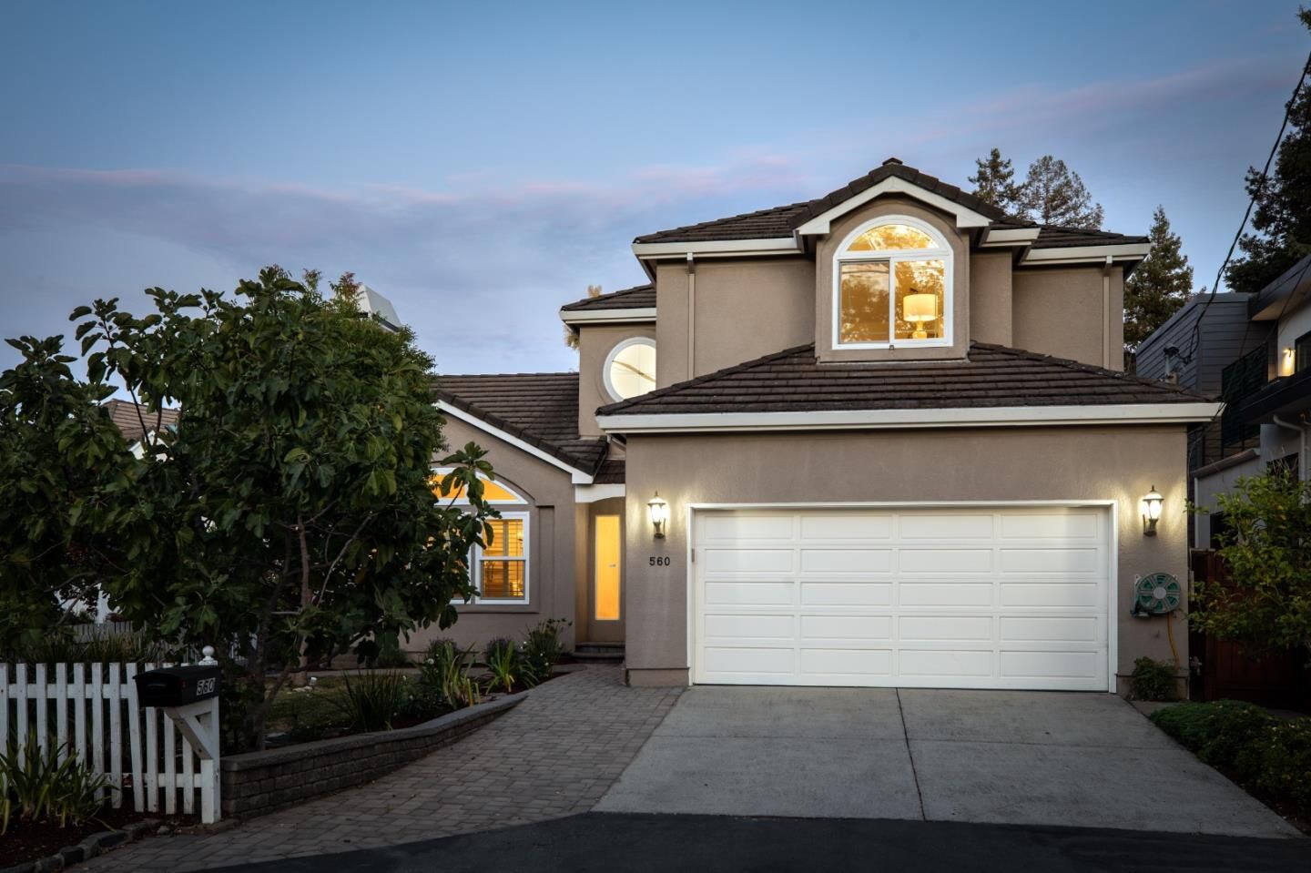 Property Photo:  560 9th Avenue  CA 94025 