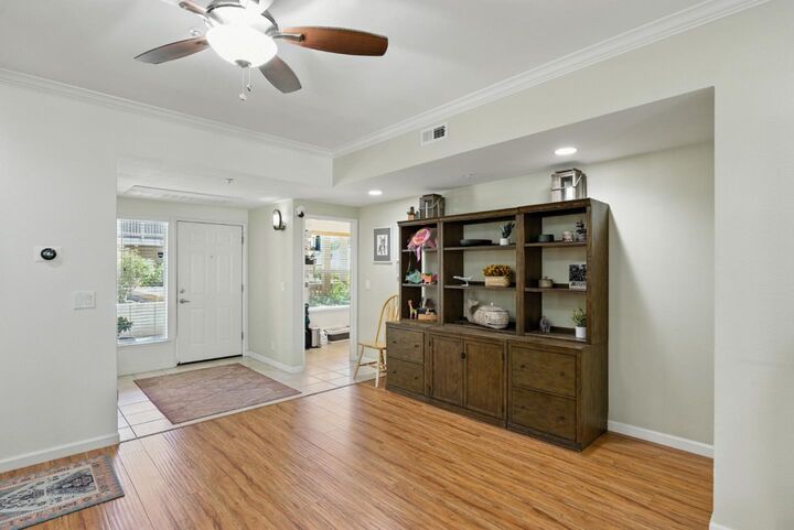 Property Photo:  268 Bluebonnet Lane 124  CA 95066 