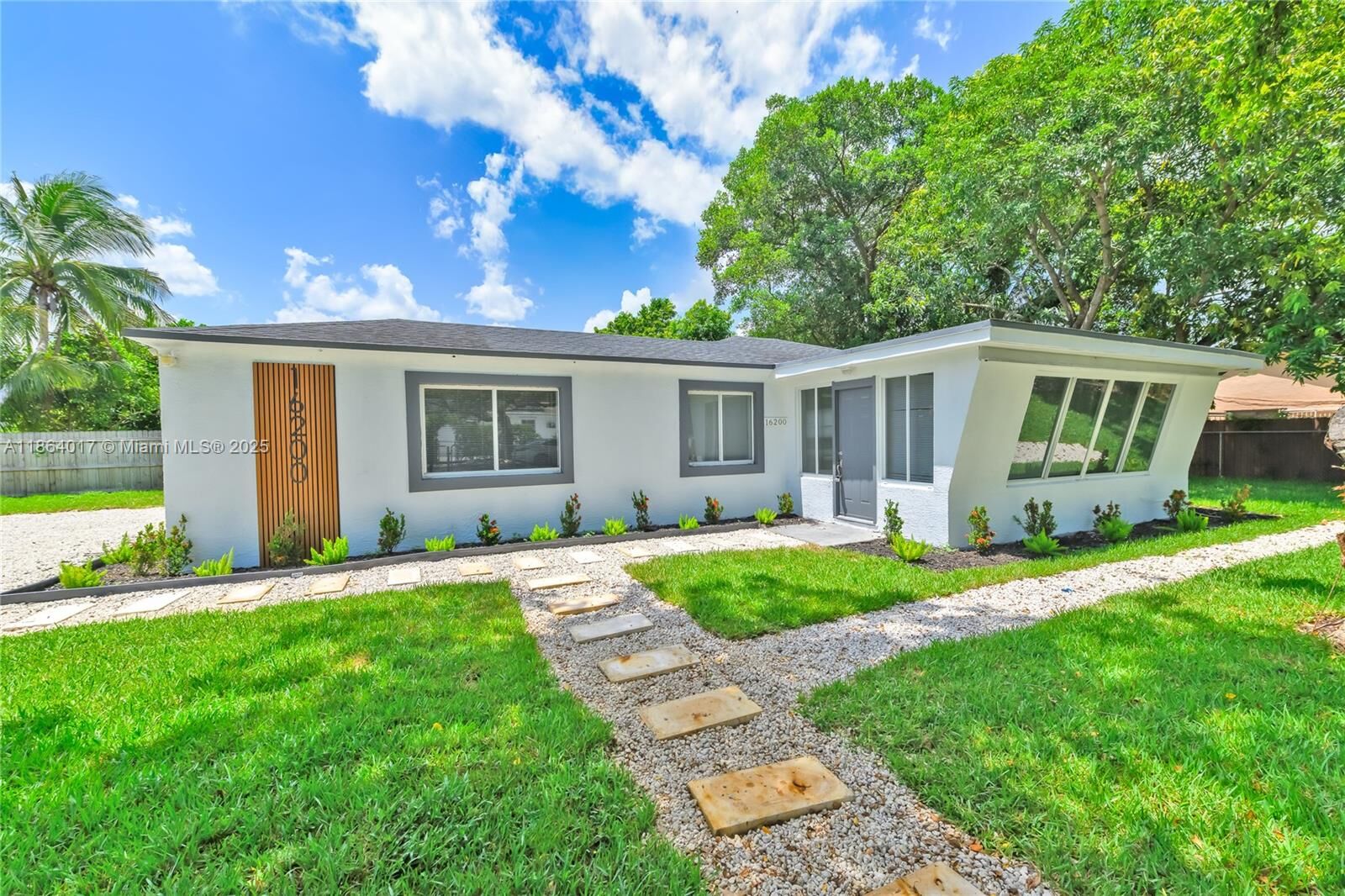 Property Photo:  16200 NE 3rd Ave  FL 33162