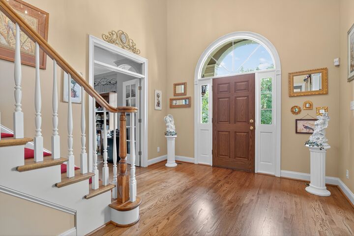 Property Photo: 374 Hidden Creek Circle SC 29306