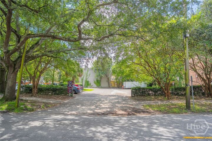 Property Photo: 205 W Gaston Street GA 31401