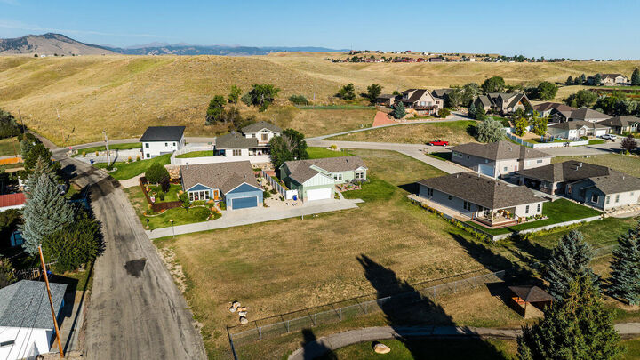 Property Photo: 192 Links Lane WY 82834