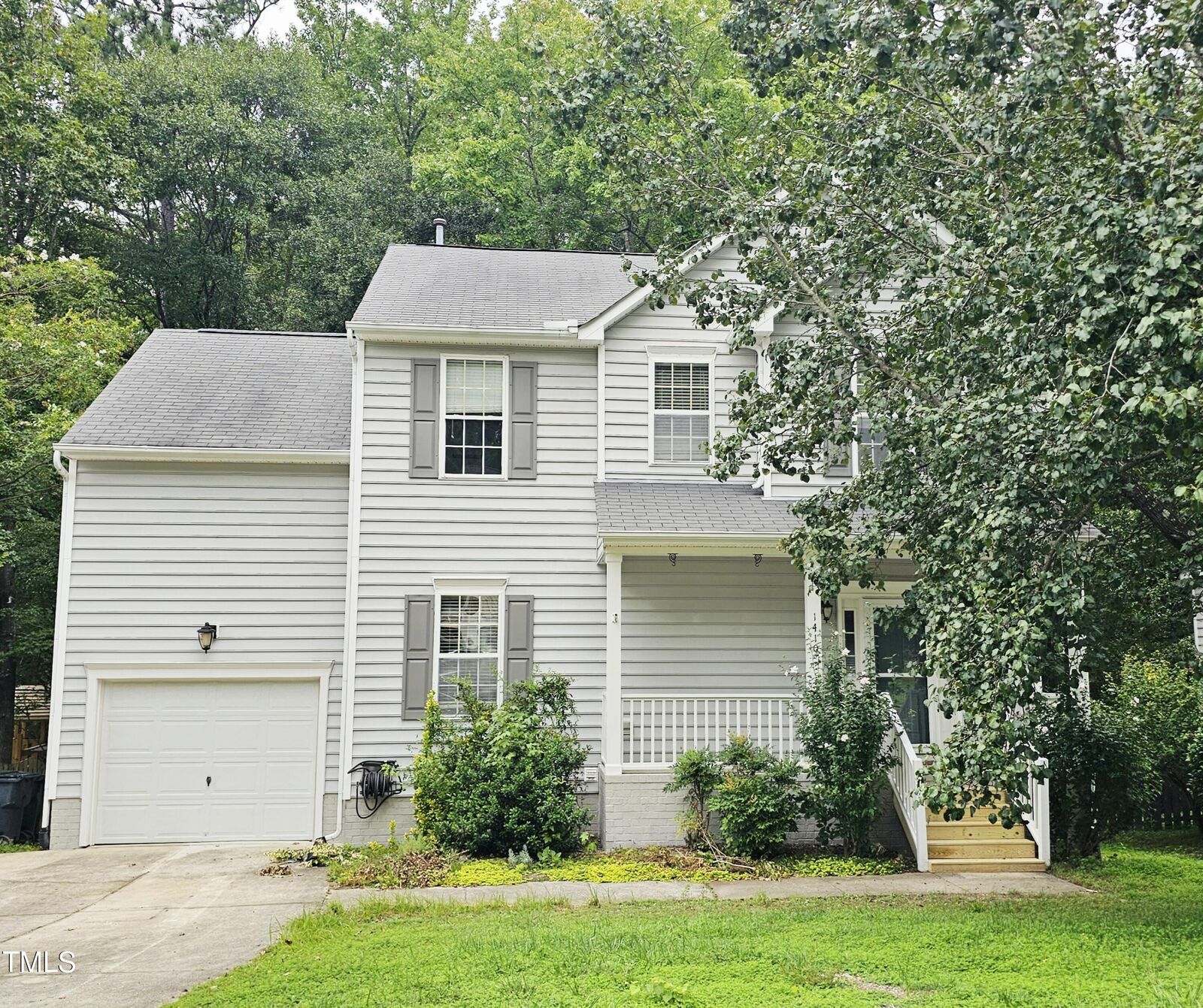 Property Photo: 1410 Big Leaf Loop NC 27502