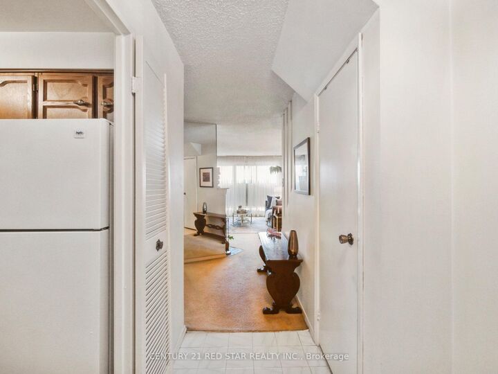 Property Photo: 4001 Don Mills Road 332 ON M2H 3J8