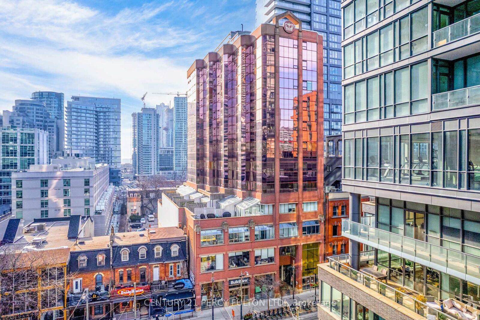 Property Photo:  393 King Street W 1204  ON M5V 3G8 